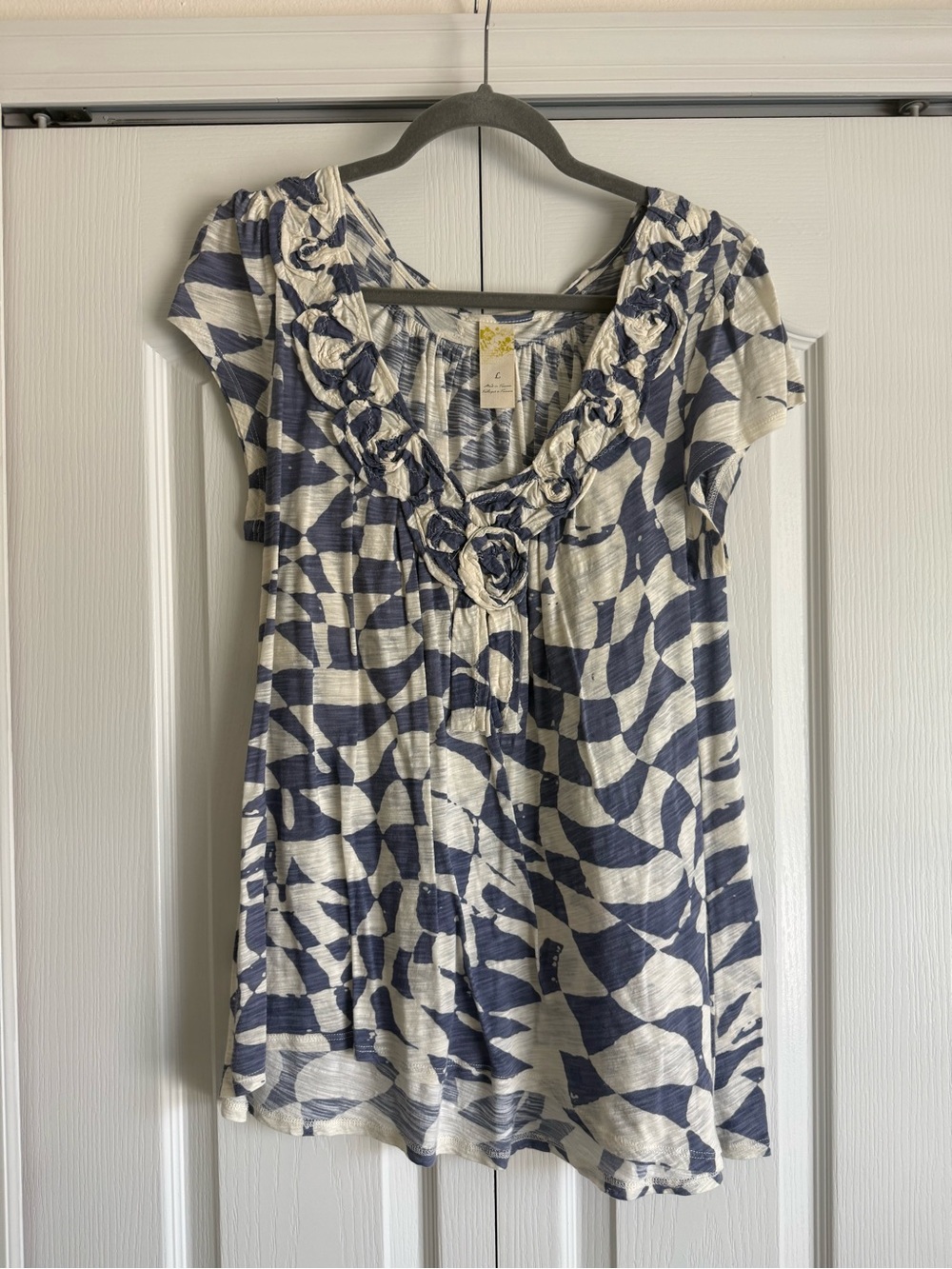 Anthropologie Navy and Cream Floral-Trim Short Sleeve Tunic